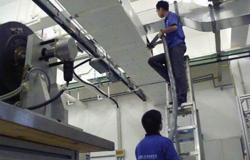 中央午夜成人影院在线观看维修高空作业，午夜激情福利工程师高标准效果快保障售后无忧